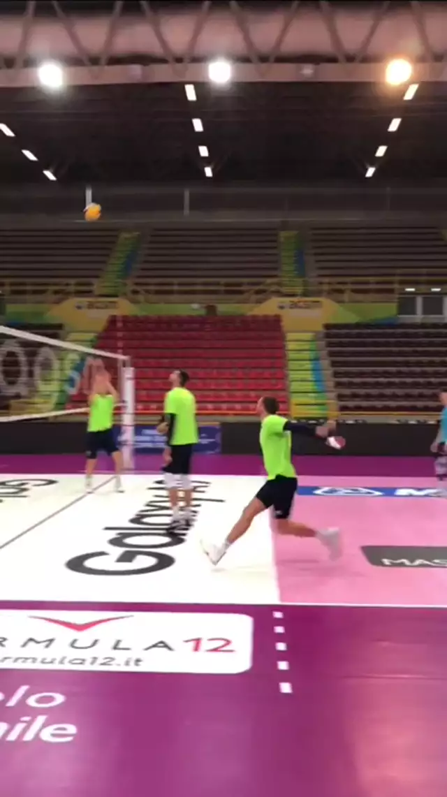 false step volleyball attack