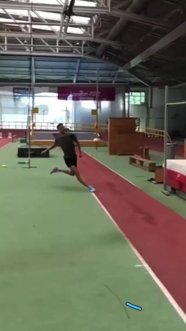 Lack of ankle setting high jump tibia roll